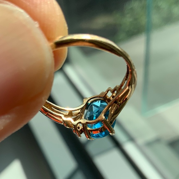 2.25 ct oval 💎 blue topaz w diamonds gold ring - Picture 10 of 15